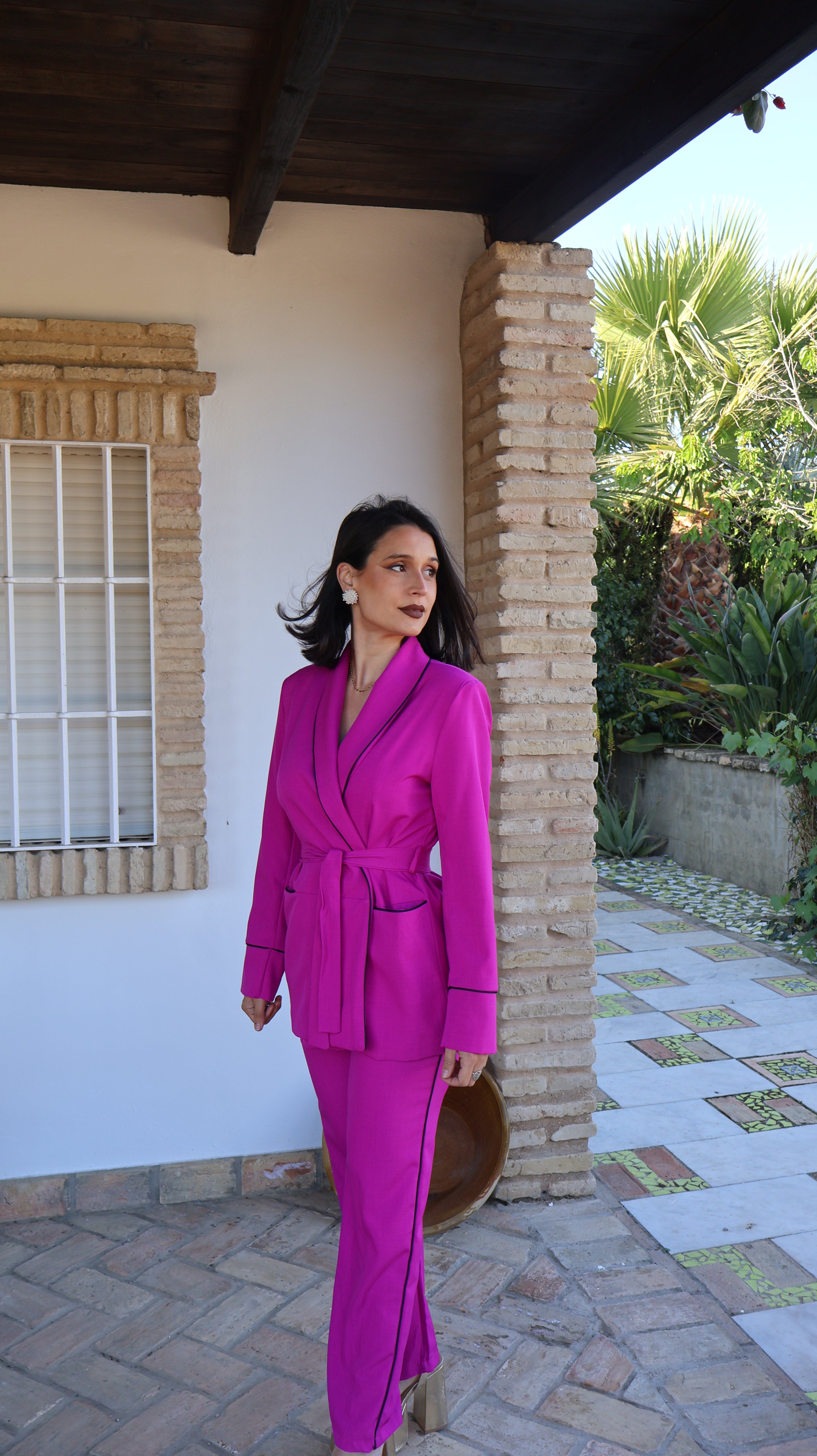 Traje Macarena fucsia