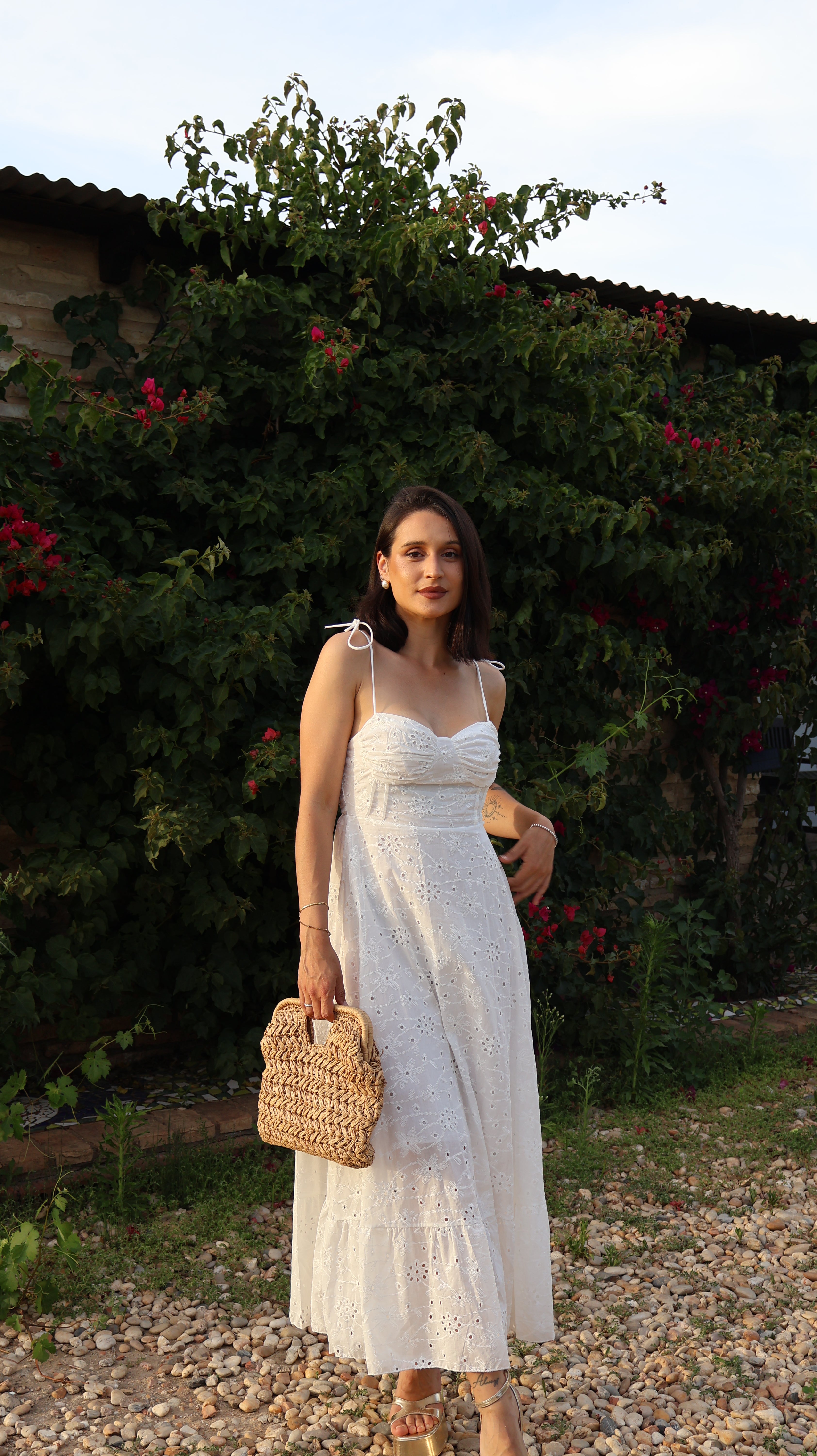 Vestido perforado blanco
