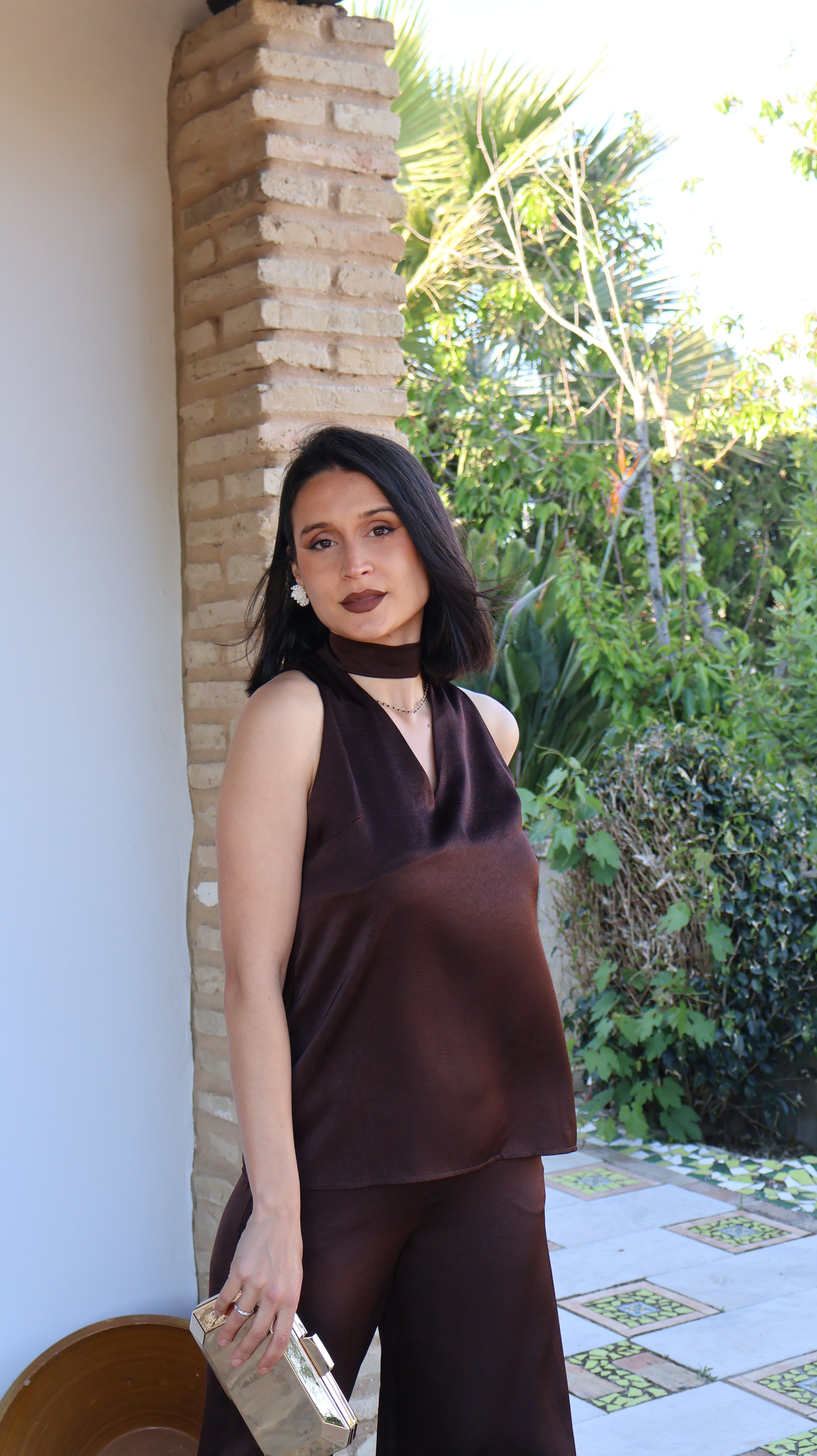 Conjunto satinado marrón