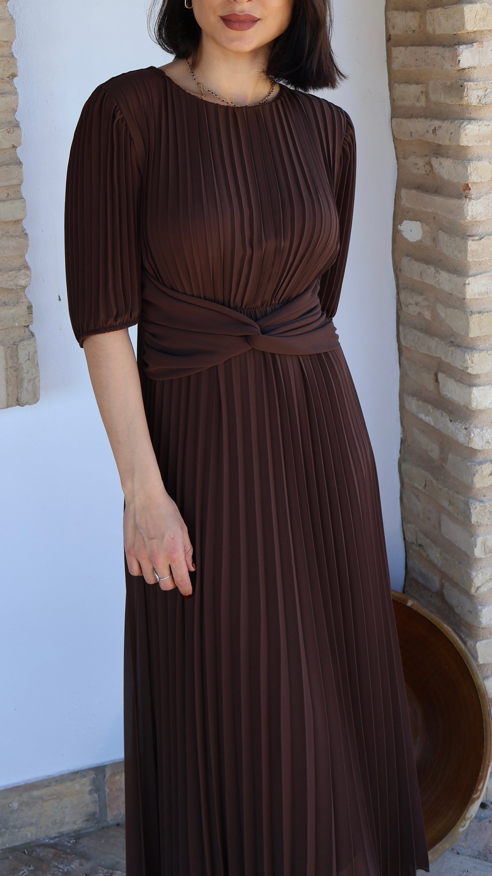 Vestido plisado chocolate