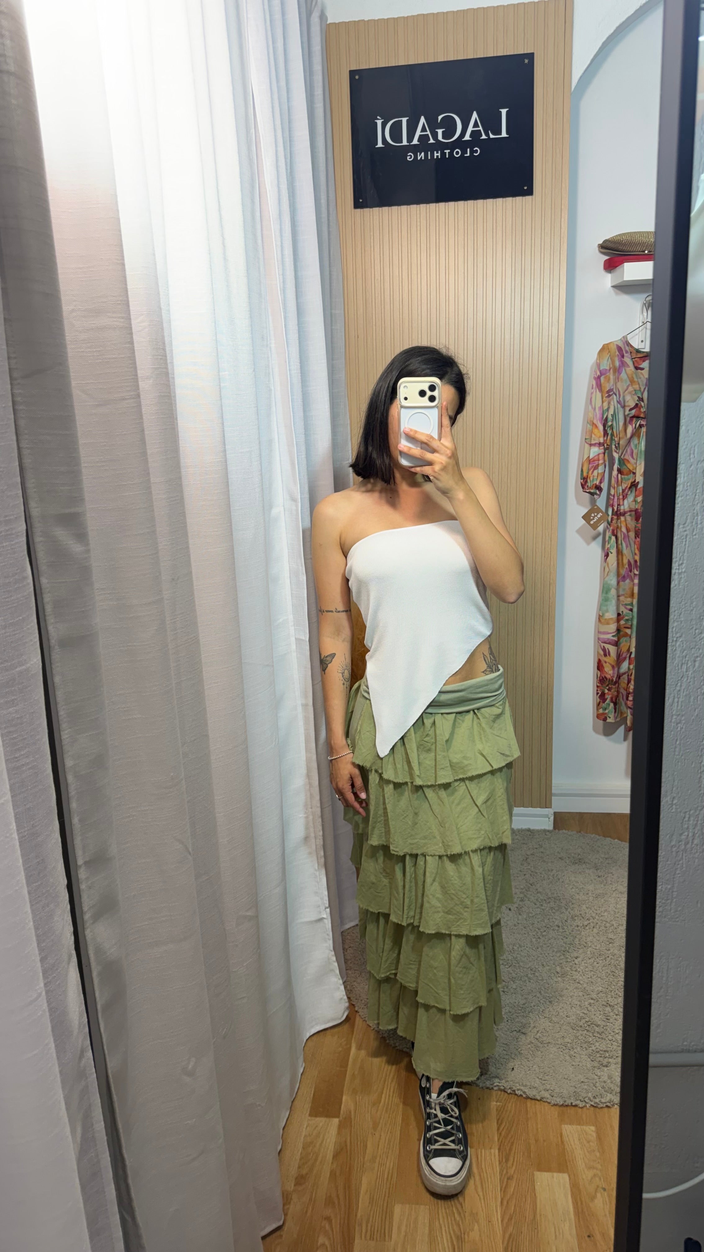 Falda volante verde