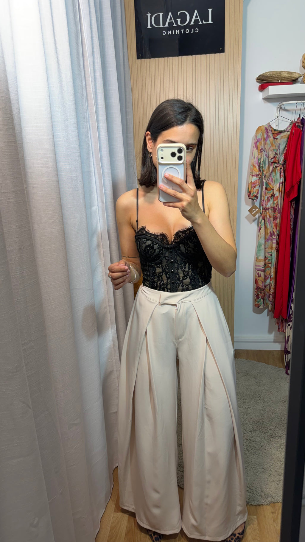 Pantalón capa beige