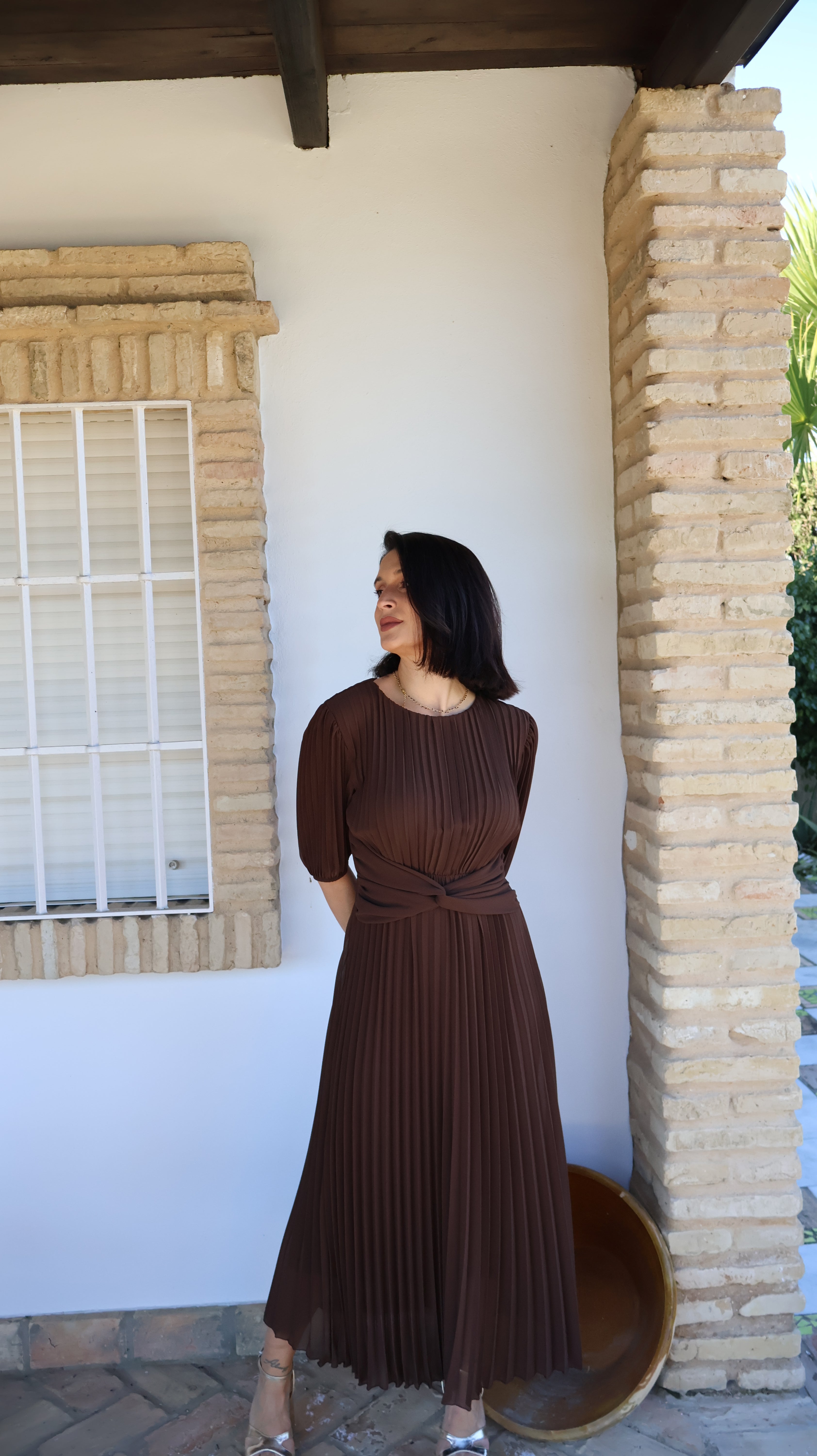 Vestido plisado chocolate