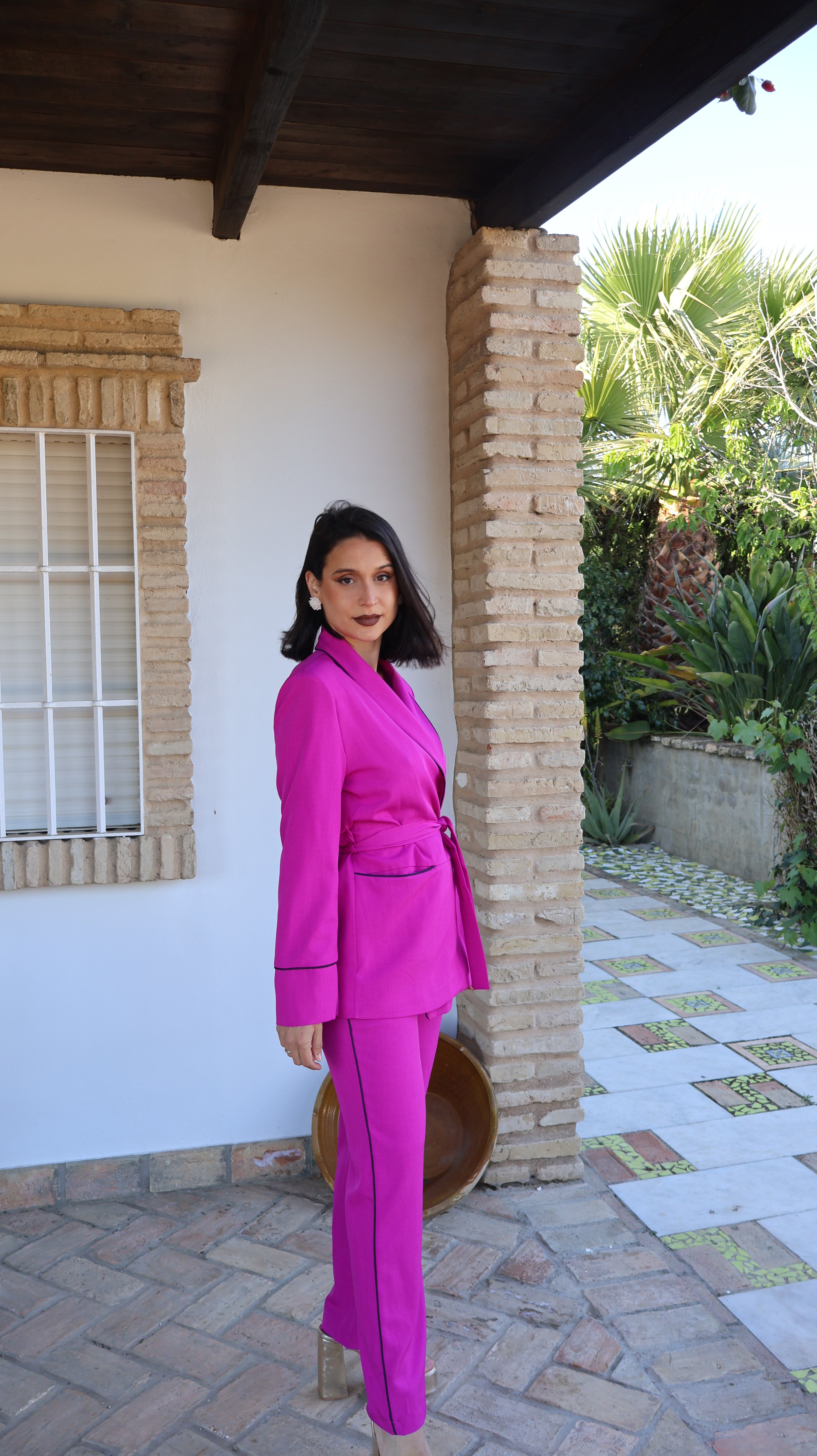 Traje Macarena fucsia