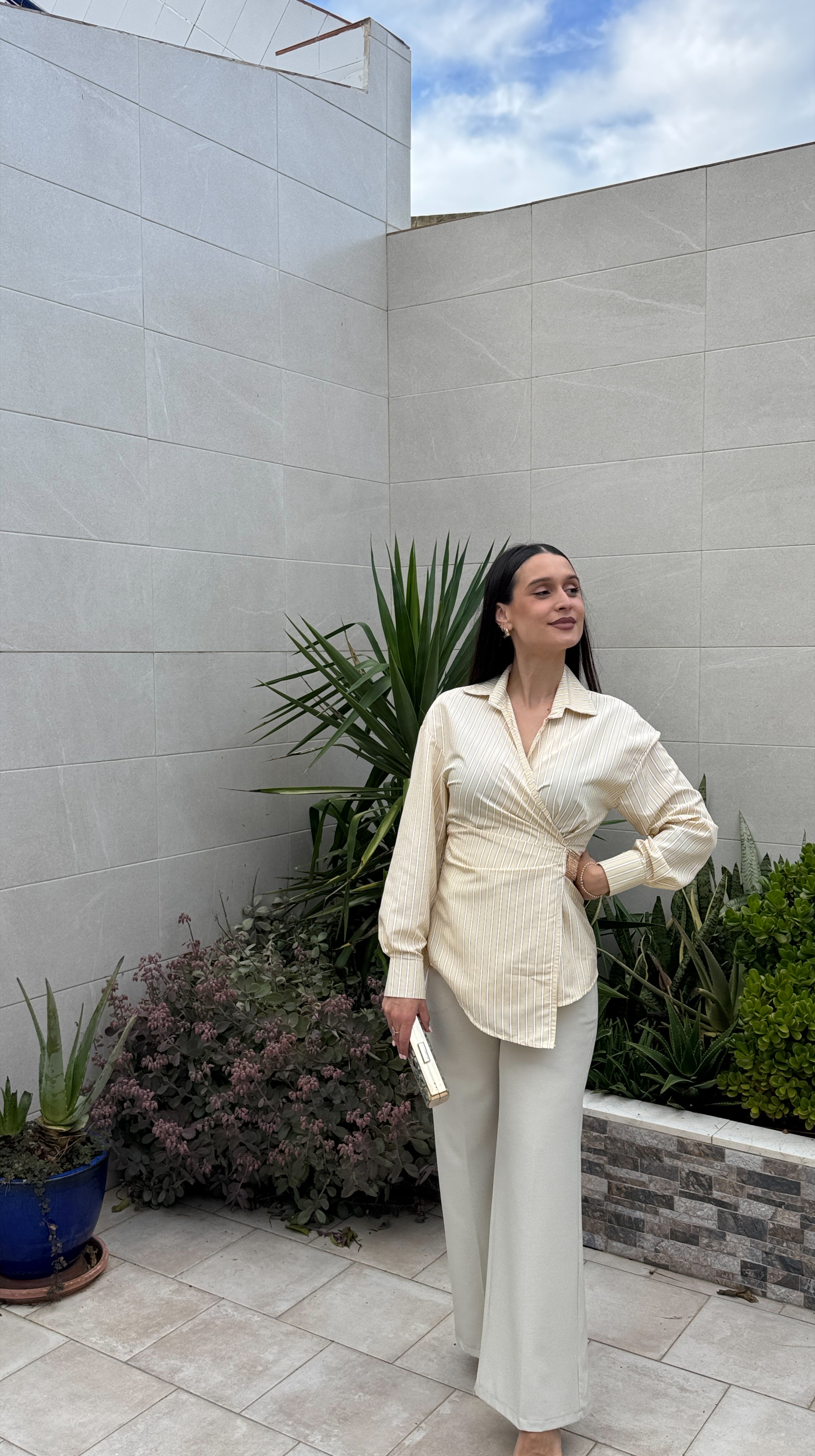 Blusa cruzada amarilla