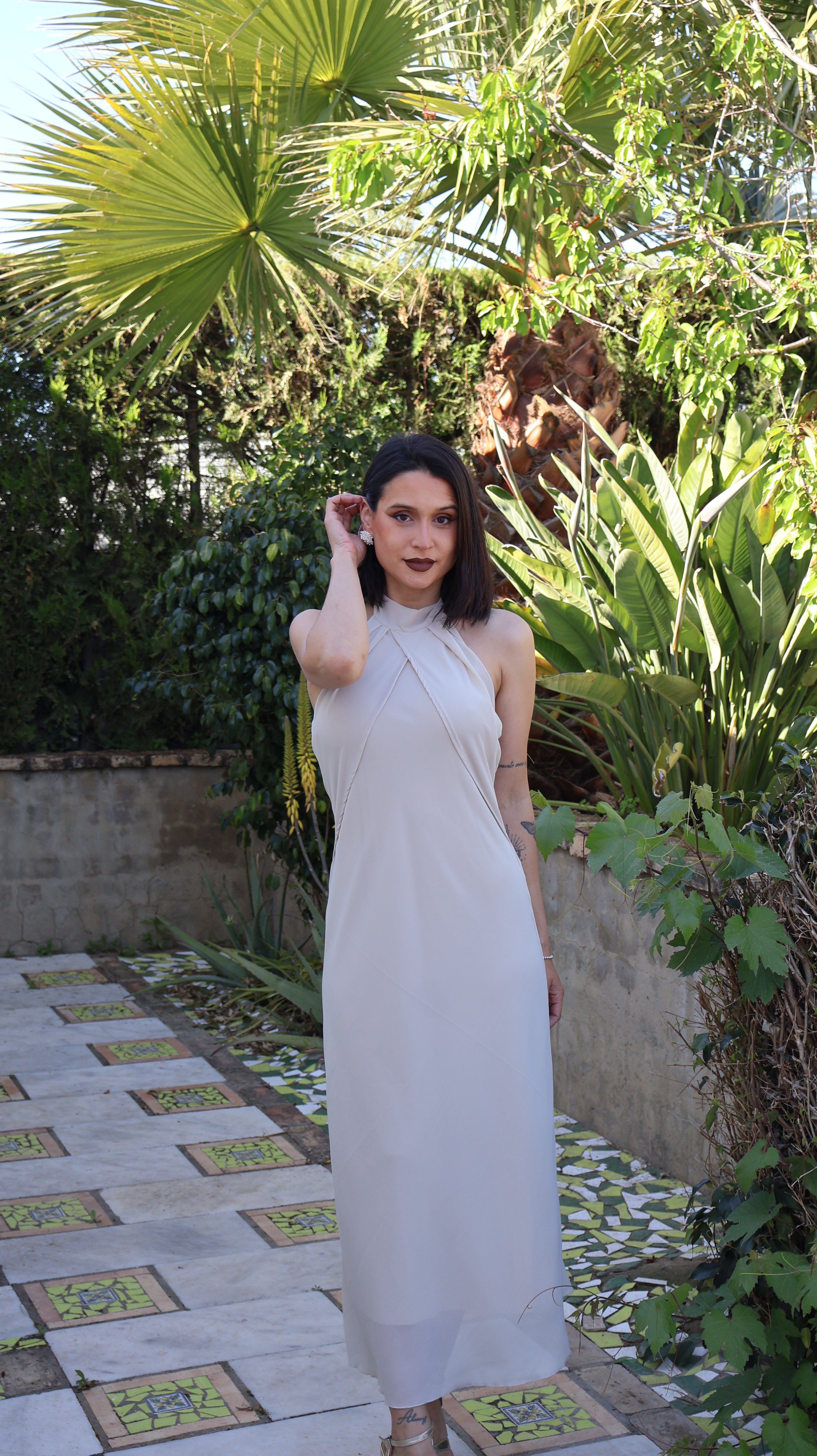 Vestido beige gasa