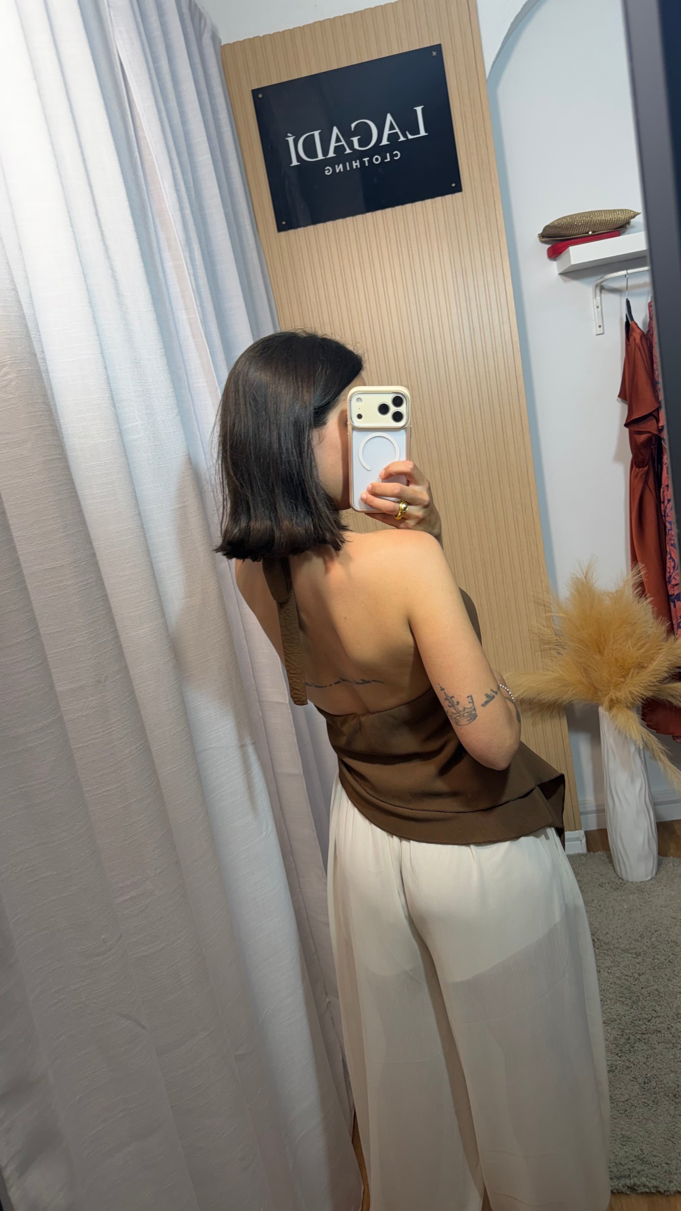 Pantalón bombacho Semi beige
