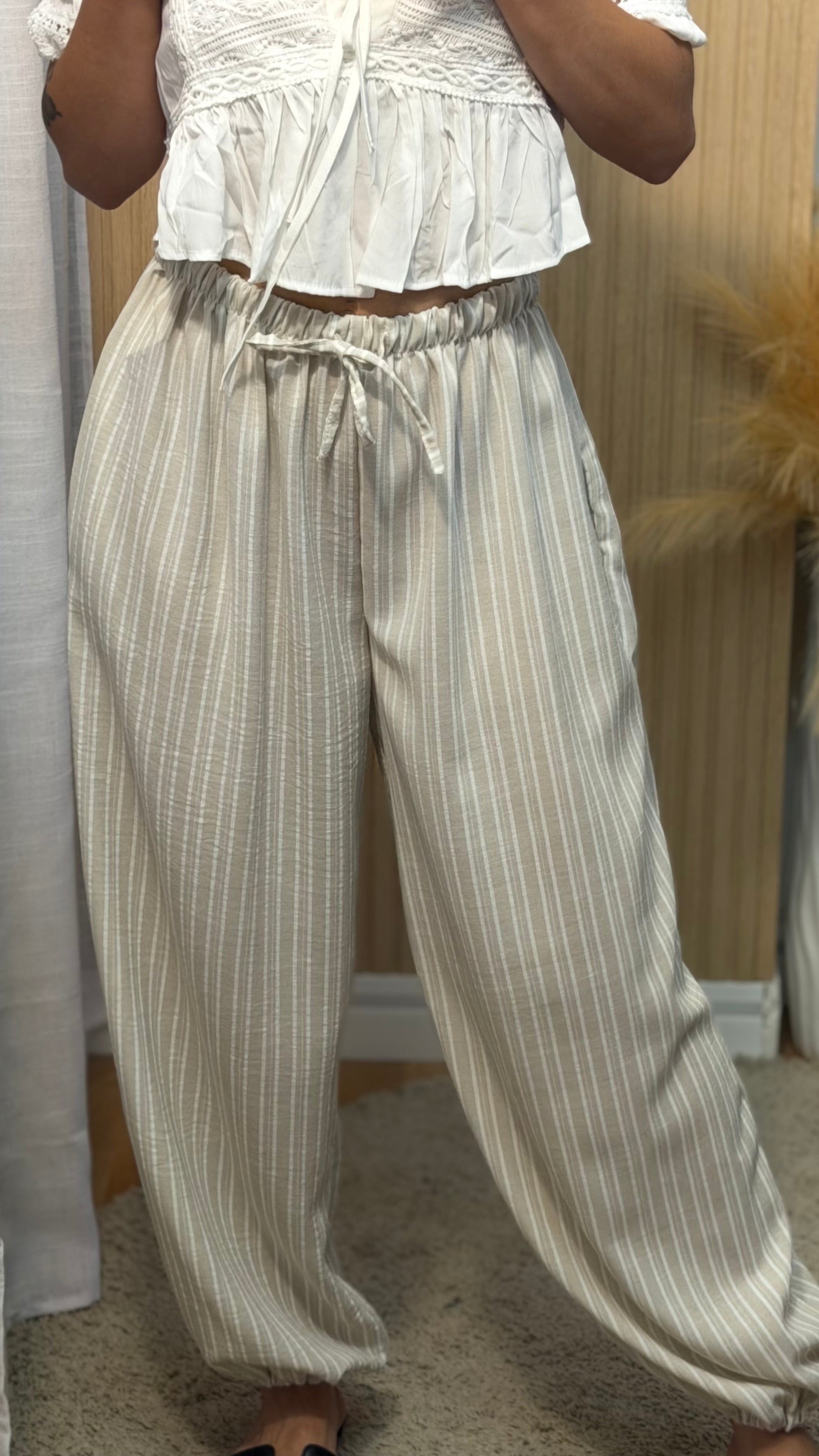 Pantalón bombacho rayas